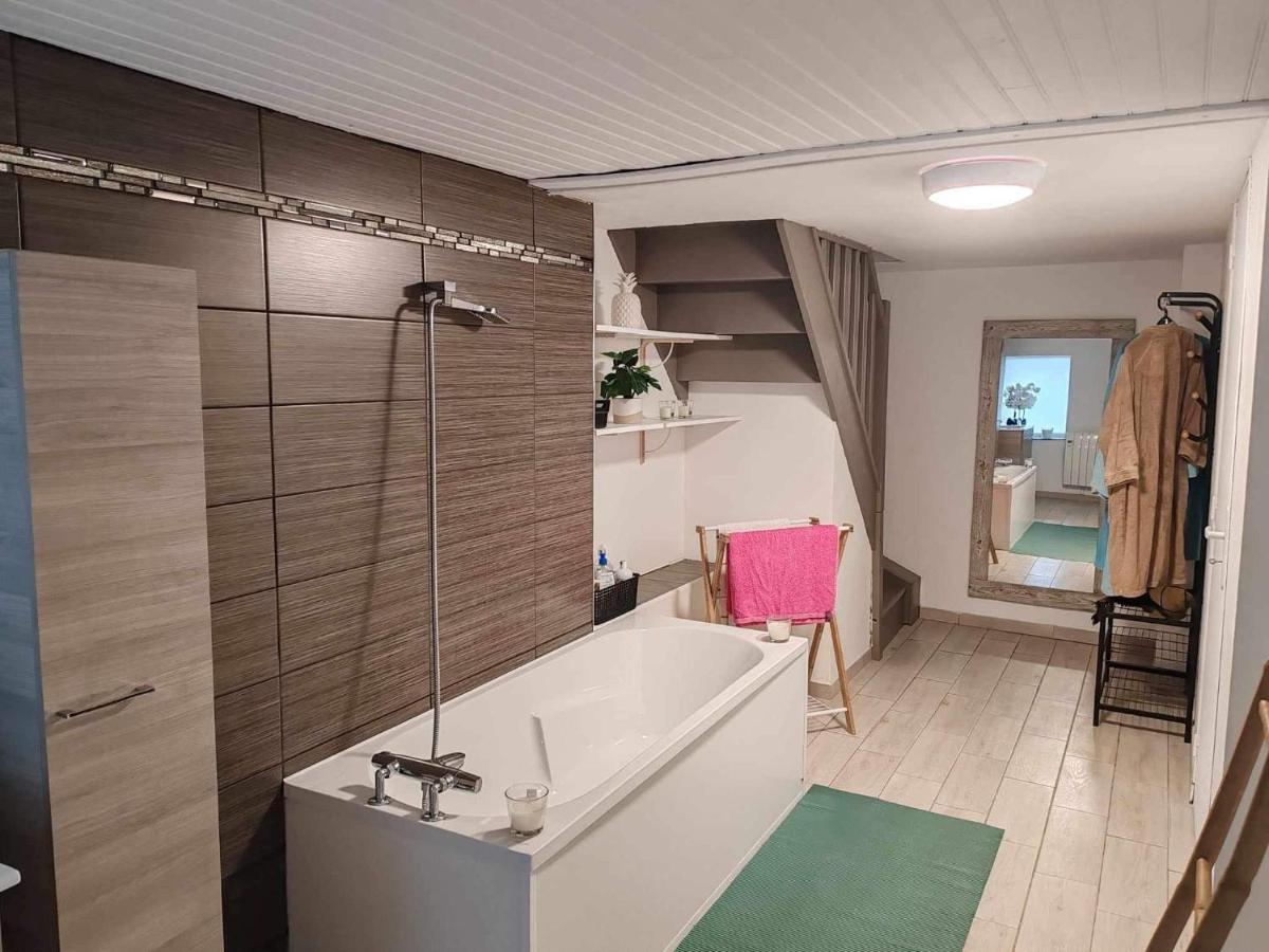 Chez Gwen Et Marie Villa Bogny-sur-Meuse Екстериор снимка
