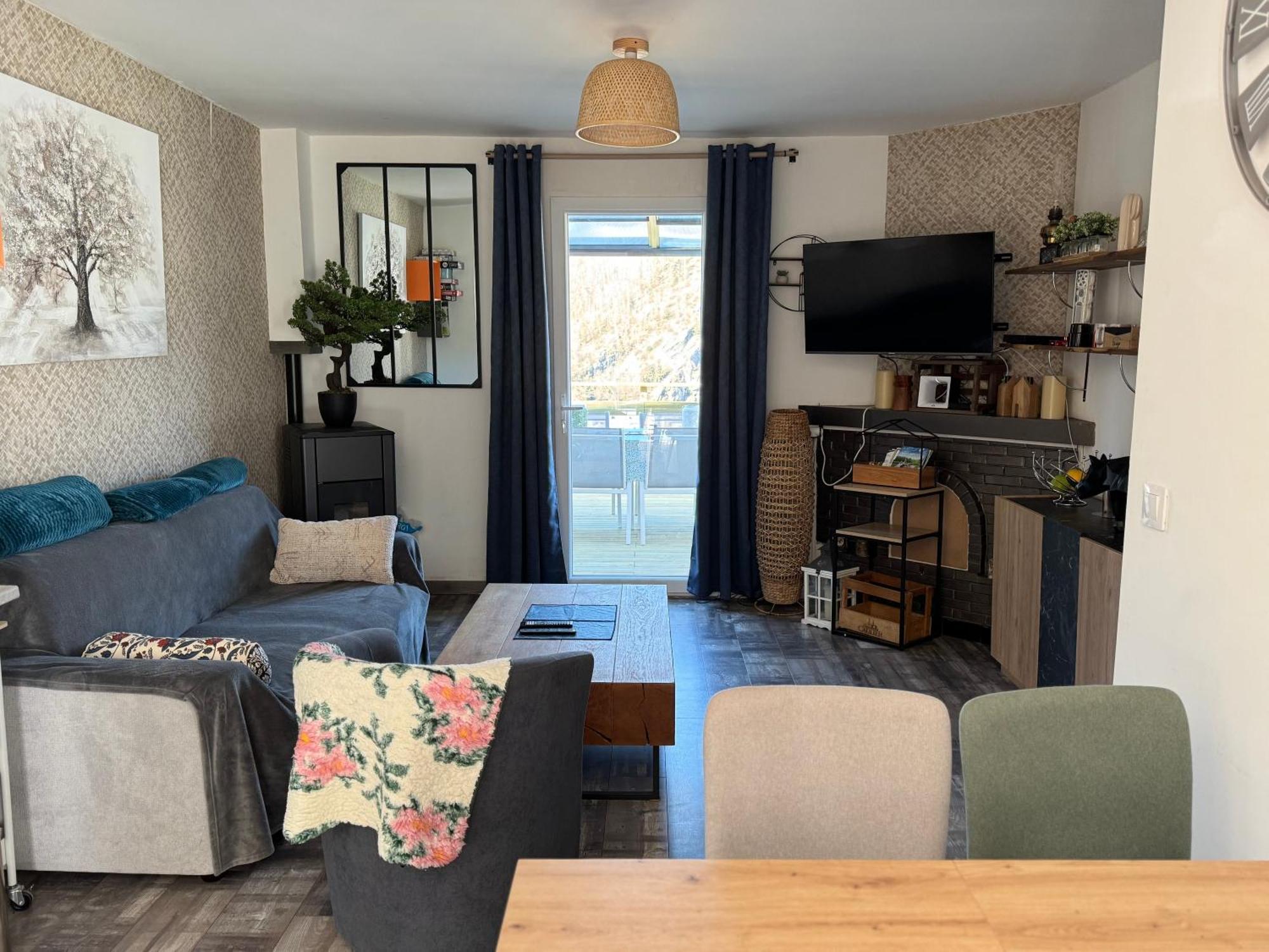 Chez Gwen Et Marie Villa Bogny-sur-Meuse Екстериор снимка